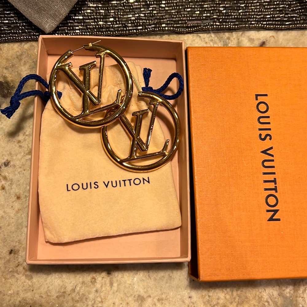 Louise Hoop GM Earrings